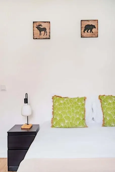 Lisbon Viewpoint Retreat Apartment 0*,  Portugal