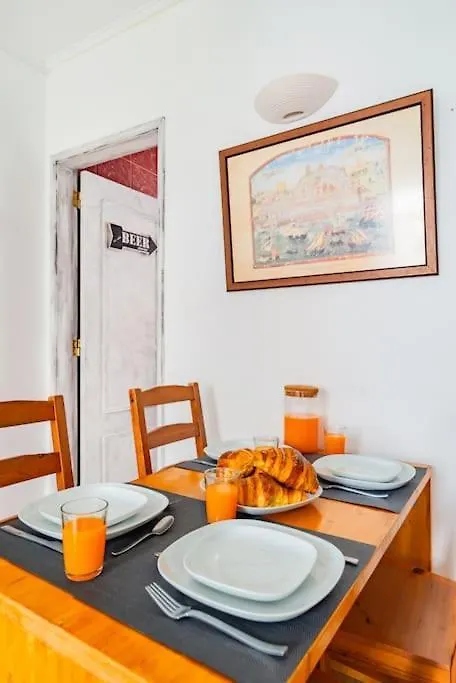 Lisbon Viewpoint Retreat Apartment